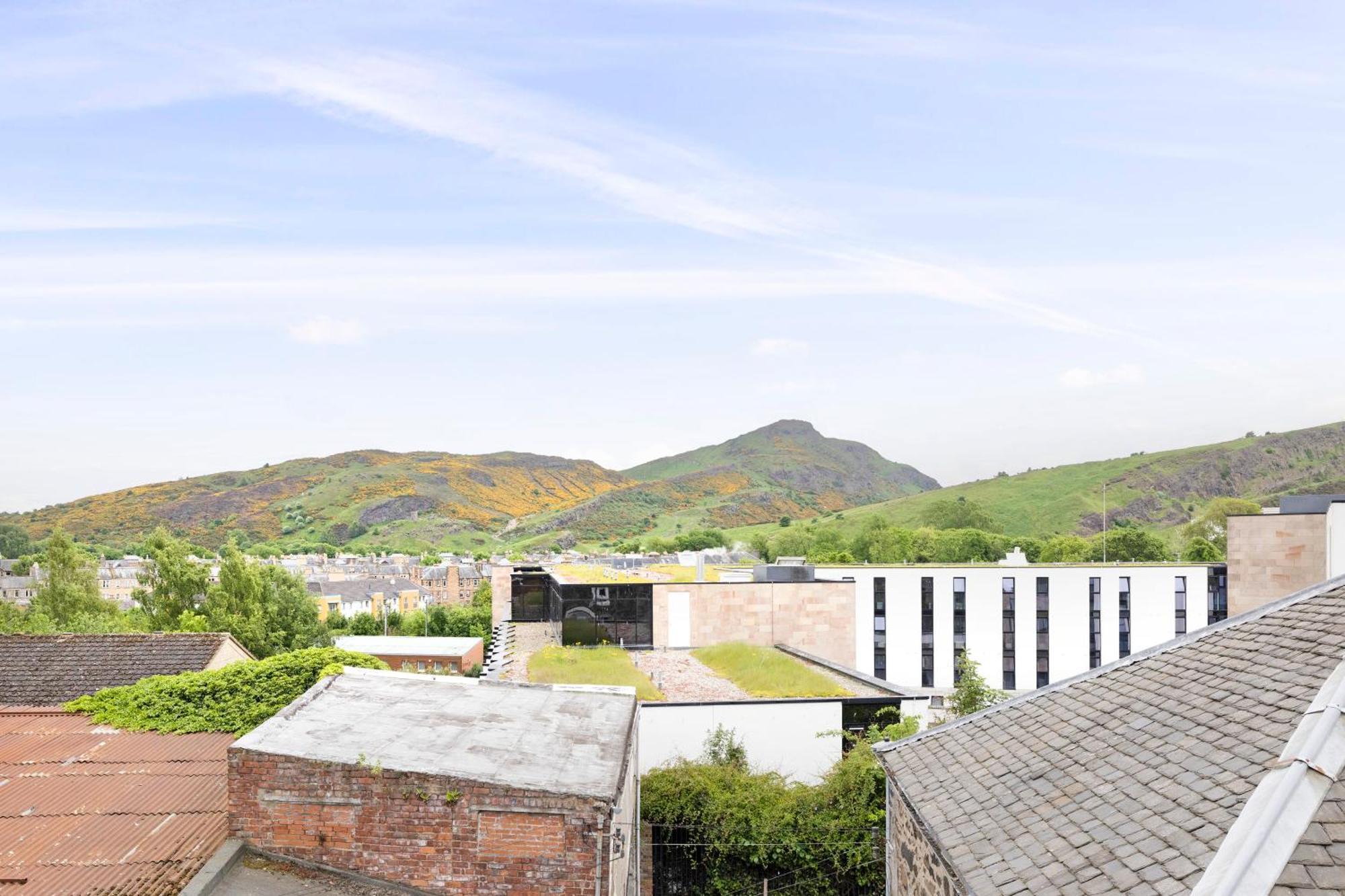 Charming Studios Near Holyrood Park & Calton Hill Эдинбург Экстерьер фото