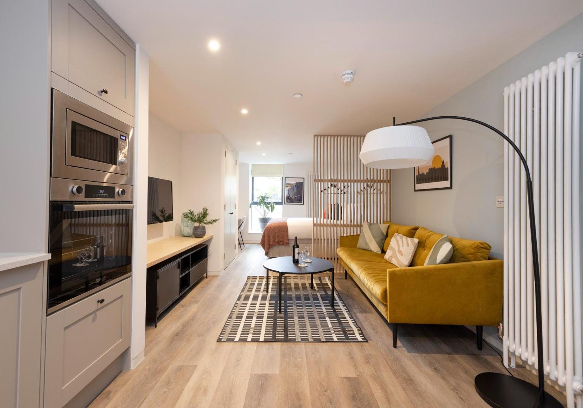 Charming Studios Near Holyrood Park & Calton Hill Эдинбург Номер фото