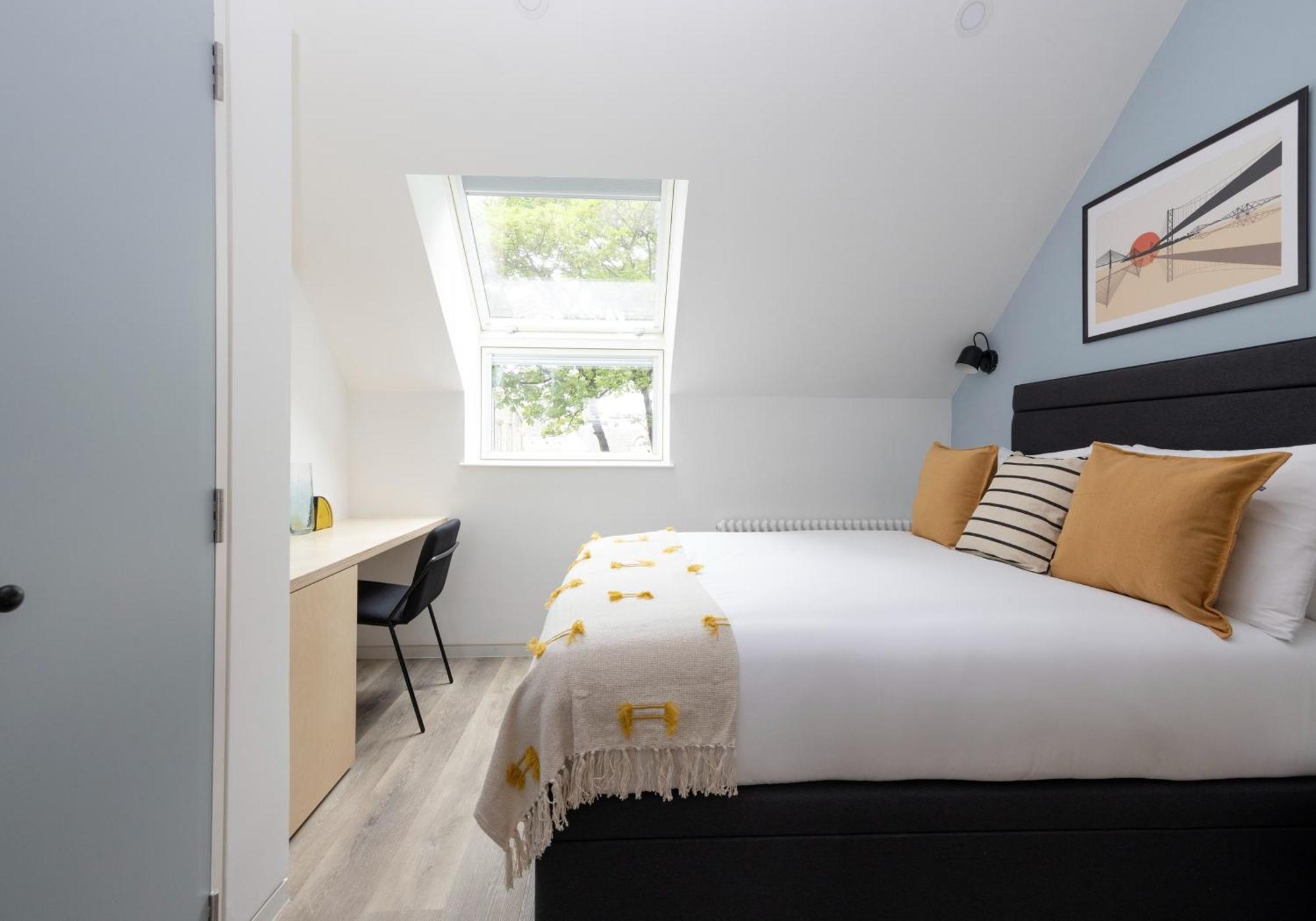 Charming Studios Near Holyrood Park & Calton Hill Эдинбург Номер фото