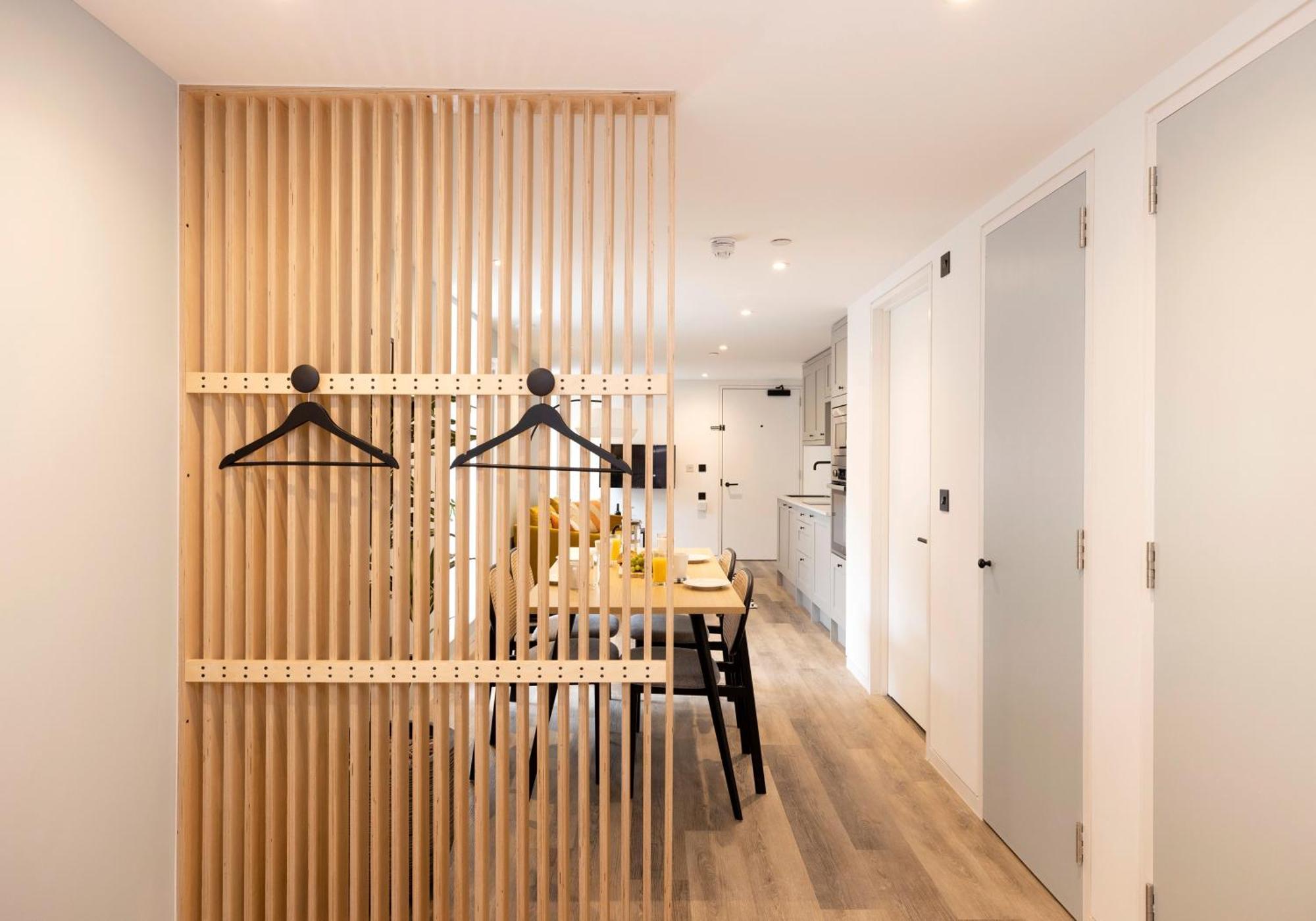 Charming Studios Near Holyrood Park & Calton Hill Эдинбург Номер фото