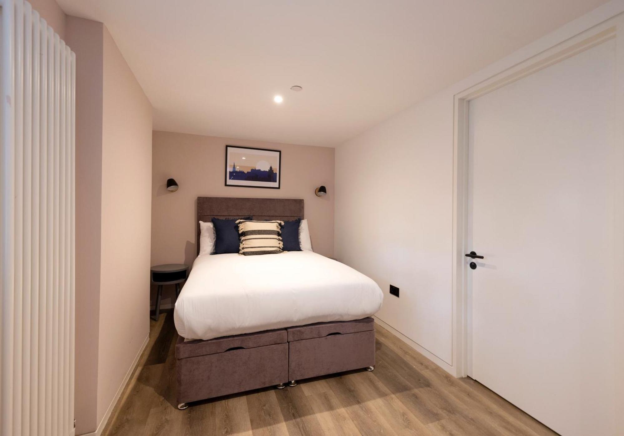 Charming Studios Near Holyrood Park & Calton Hill Эдинбург Номер фото