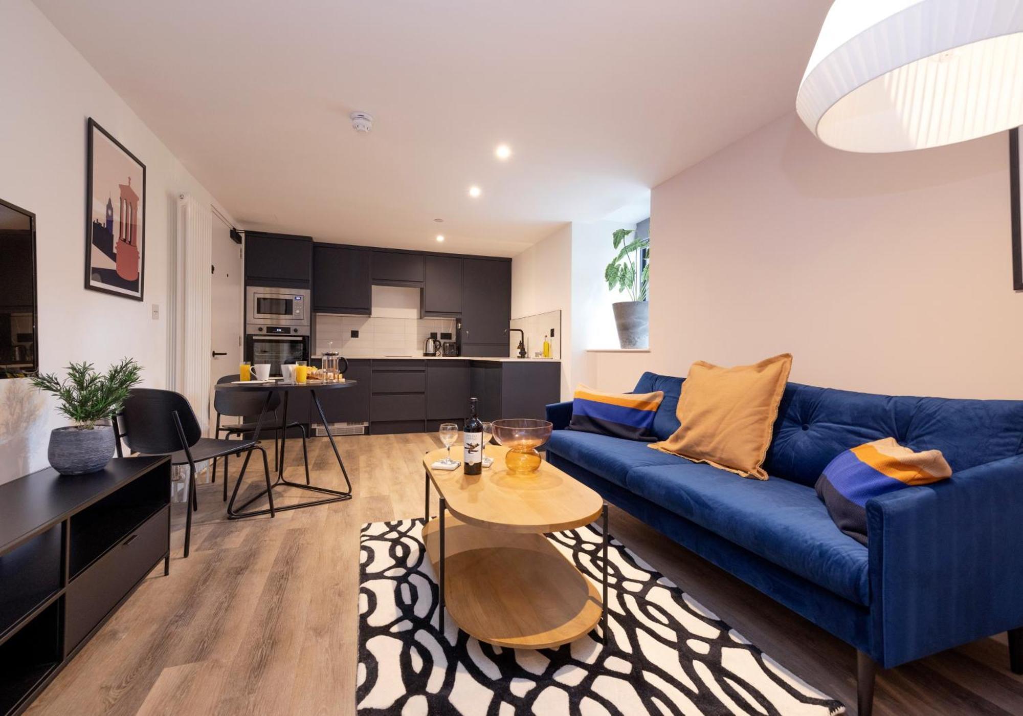 Charming Studios Near Holyrood Park & Calton Hill Эдинбург Номер фото