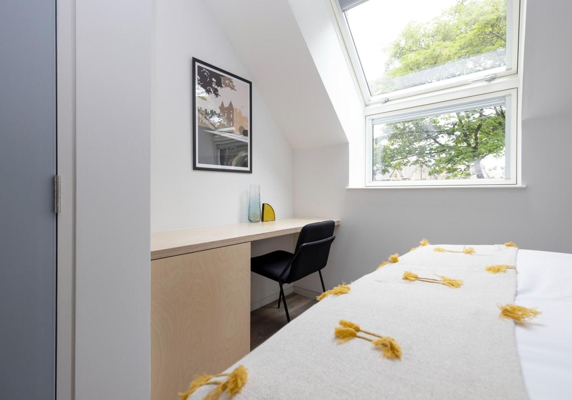 Charming Studios Near Holyrood Park & Calton Hill Эдинбург Номер фото